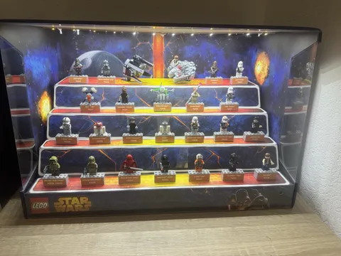 LEGO Star Wars Showcase Store Display Minifigures Plastic Case Star Wars Figures