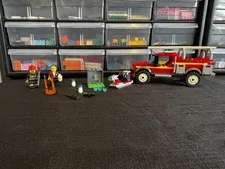 LEGO City: Fire Chief Response Truck (60231)