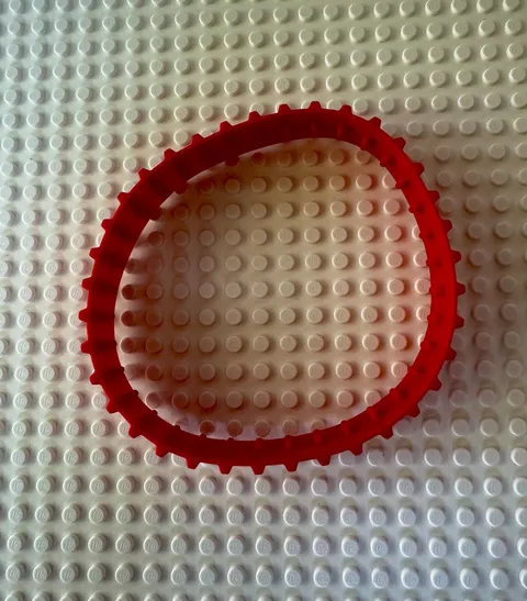 LEGO Tread with 36 Treads Large, Non-Technic x1681 Red