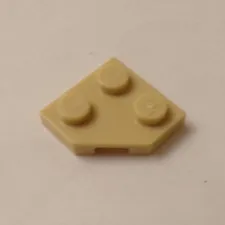 Lego x1 Tan 2x2 Plate, Wedge, Cut Corner, 26601 (028-3)