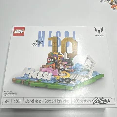 LEGO 43011 Lionel Messi Soccer Highlights Limited Edition Set 500 pcs 10+