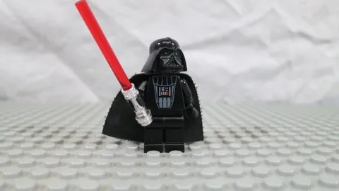 Lego Star Wars Darth Vader Minifigure sw0004 Grey Head