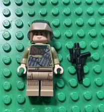 Lego Eskro Casrich Minifigure Rebel Trooper Star Wars Rogue One 75155 sw0792