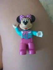 Lego Duplo Figure Minnie Mouse teal top hot pink pants