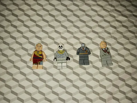 Lego Harry Potter and Egyptian Pharos mini figures lot of 4