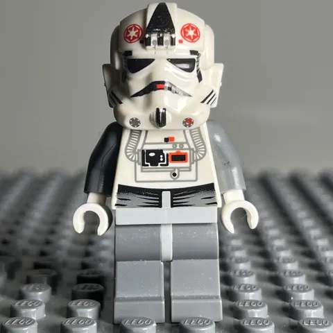 LEGO Star Wars AT-AT Driver Stormtrooper Minifigure Figure sw0262 - 2T
