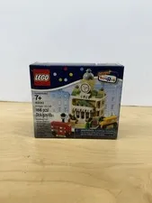 LEGO Bricktober Town Hall 40183 186pc Ages 7+ Exclusive Boxed Retired Sealed