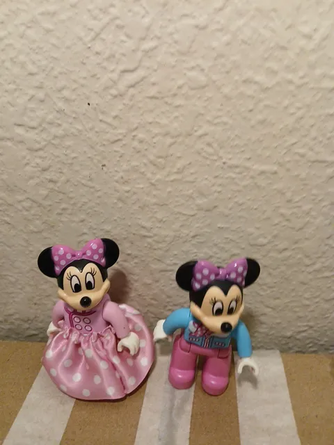 LEGO DUPLO 2 Disney Minifigure Minnie Mouse Figures 2 Pcs with Pink Skirt Figure