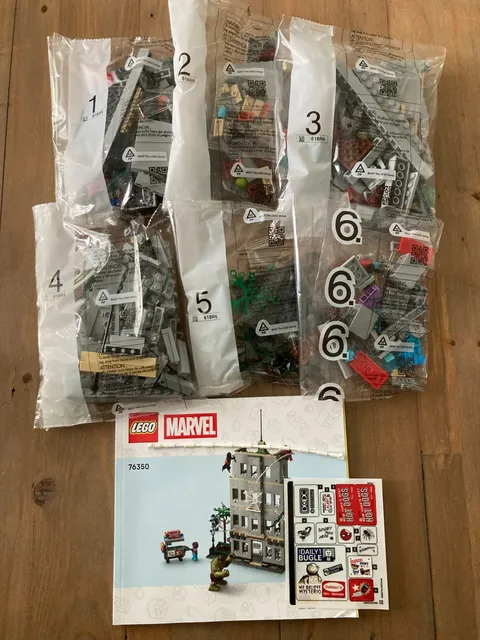 LEGO Marvel 76350 Spider-Man vs. Hulk Epic Clash - BUILD & HOTDOG VENDOR ONLY!