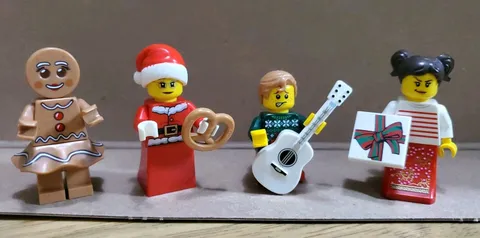LEGO Minifigures Christmas Theme 4 - Gingerbread Santa Claus Boy & Girl