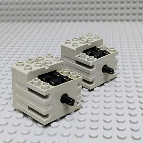 LEGO Lot of 2 Light Gray Electric 9V Mini Motor Piece Heavier r3. Tested. 