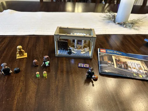 LEGO Harry Potter: Hogwarts: Polyjuice Potion Mistake (76386)