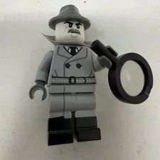 LEGO Series 5 Collectible Minifigure Detective with Magnifying Glass 8805 Col070