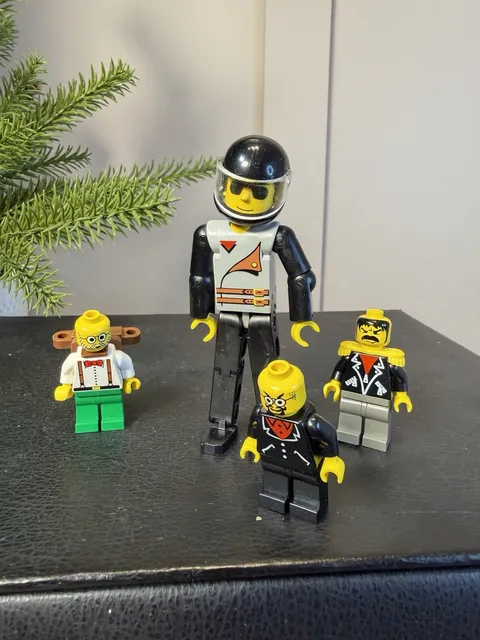 LEGO Technic Racing Figure w/ Black Helmet