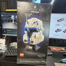 LEGO Star Wars Captain Rex Helmet Collection 75349 854pcs Display Stand 18+
