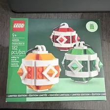 LEGO 40604 Christmas Decor Set Limited Edition 182 pcs Ages 9+