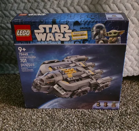 LEGO Star Wars The Mandalorian Anzellian Starship 75445 701pcs Sep 9+