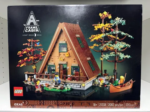 LEGO Ideas A-Frame Cabin 21338 Set 2082 pcs Box Brick Separator 18+