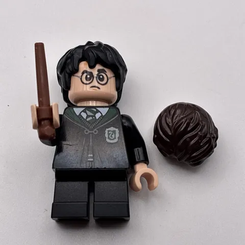 LEGO Harry Potter Minifigure: Transformation Goyle Slytherin Robe (hp285) 76386