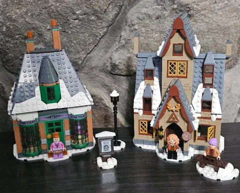 LEGO Harry Potter: Hogsmeade Village Visit (76388) Complete set! No box!