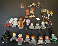 LEGO Minifigures Harry Potter - 16 figures Plus Accessories