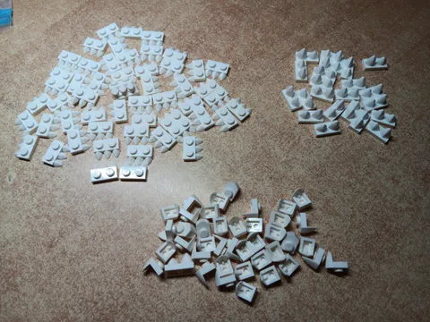 LEGO LOT OF 116 WHITE VERTICAL & HORIZONTAL TEETH TOOTH CLAWS PLATES 1X1 1X2