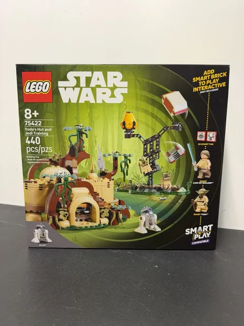New LEGO Yoda's Hut and Jedi Training Lego Kit 75422