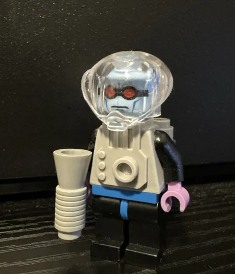 Lego Custom minifigure Mr. Freeze Batman the Animated Series (Classic Version)