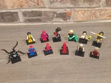 12 LEGO Marvel Super Heroes Minifigures Wolverine Chopper Magneto Deadpool Loki