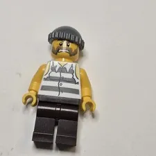 Lego City Police Crook Prisoner Male Minifigure cty0481 (2014)
