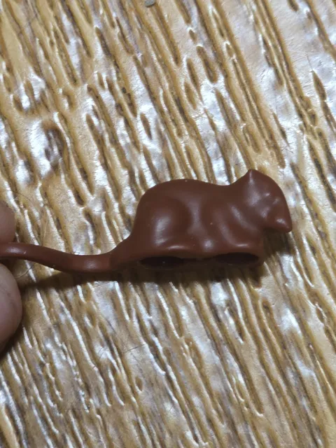 LEGO Minifigure Animal Land Reddish Brown Rat Mouse 40234