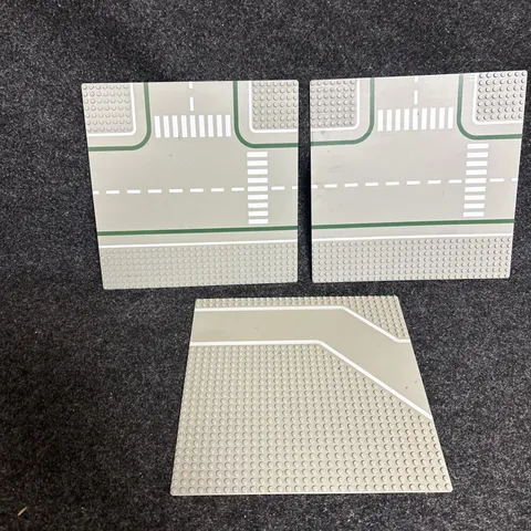 Vintage LEGO City Street Road Base Plates Gray 32x32 lot of 3