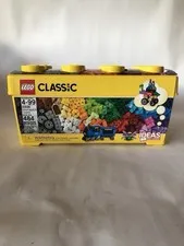 LEGO Classic Medium Creative Brick Box 10696 *New/Sealed*