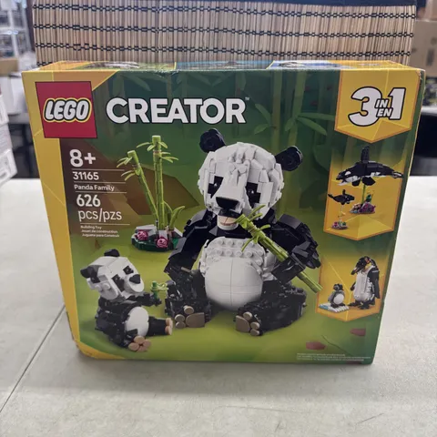 LEGO CREATOR: Wild Animals: Panda Family 3 In 1 (31165) Sealed