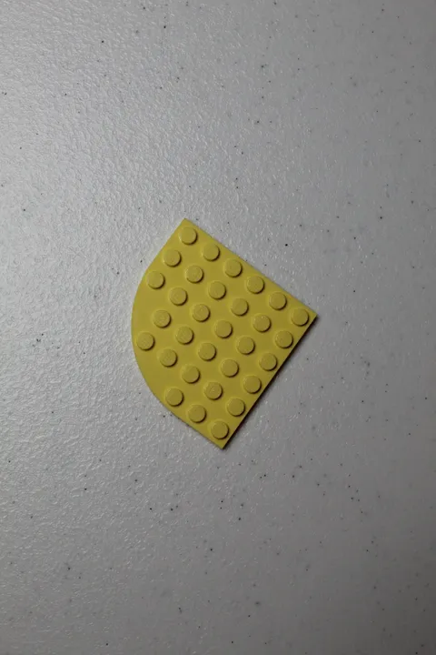 LEGO 6x6 Plate Round Corner Part 6003 - Light Yellow