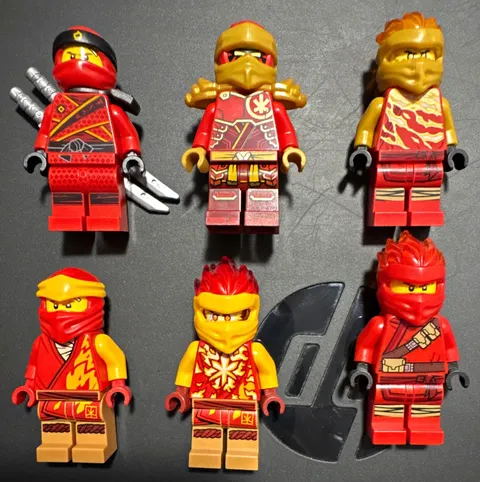 LEGO NINJAGO Minifigure Lot of 5 Red/Gold Ninja Figures Kai w/ Accessories