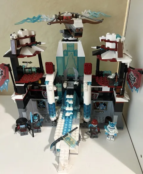 LEGO NINJAGO Castle Of The Forsaken Emperor **Read Description **