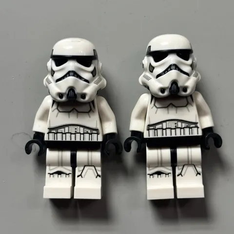 LEGO Star Wars Stormtrooper Minifigure Lot of 2 Plastic Stormtrooper no cracks