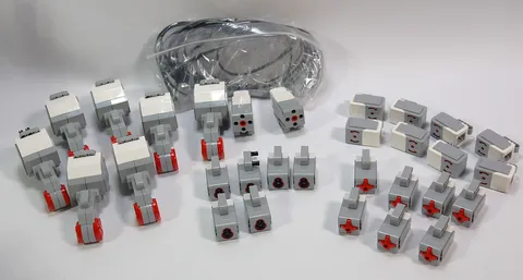 Huge Lot of 39 Lego Mindstorms EV3 Motors Sensors Cables Color Gyro Touch Servos