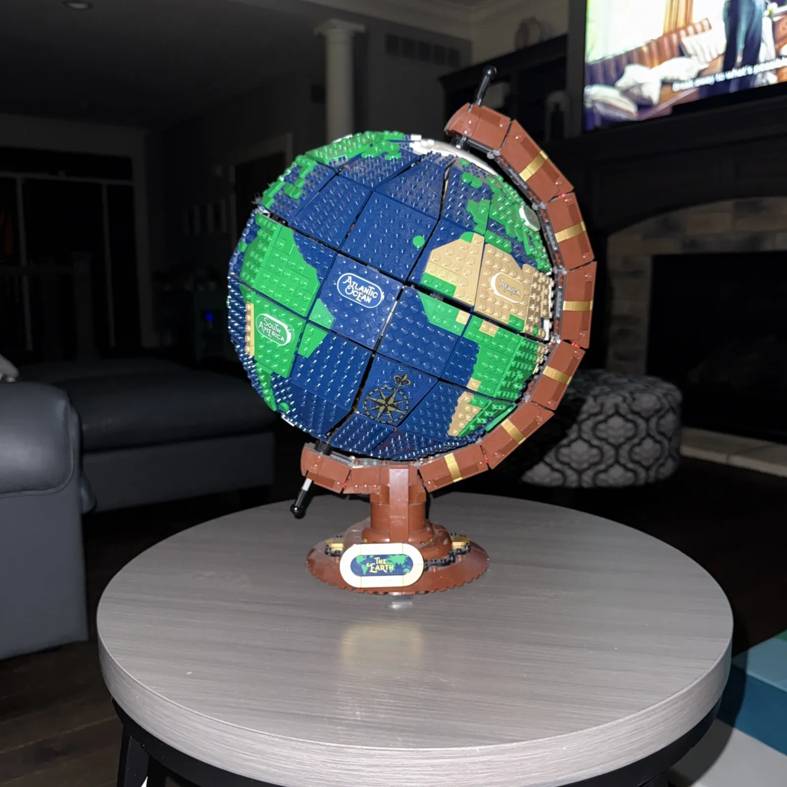 LEGO Ideas: The Globe (21332)