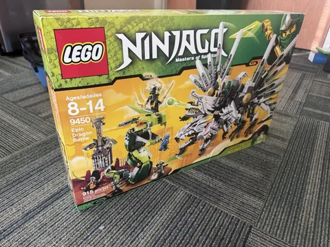 LEGO NINJAGO: Epic Dragon Battle (9450)
