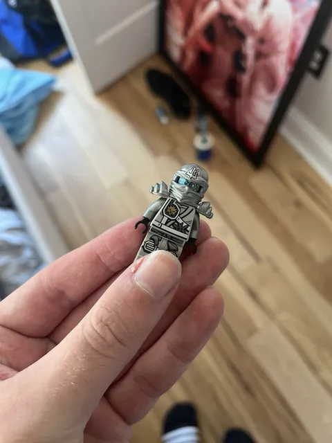 LEGO NINJAGO Zane Minifigure Silver/Gray Armor Foil Pack NJO0111 njo111