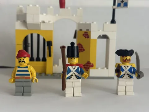 LEGO Pirates I:  Broadside's Brig 6259 (1991) + EXTRAs (No box / instructions)