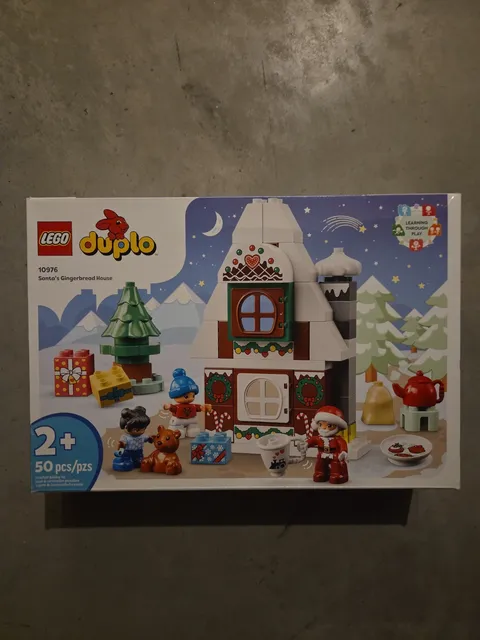 LEGO DUPLO: Santa's Gingerbread House (10976)
