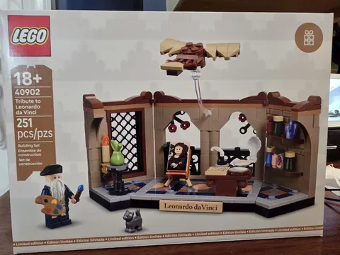 LEGO Tribute to Leonardo da Vinci #40902 Brand New & Sealed GWP