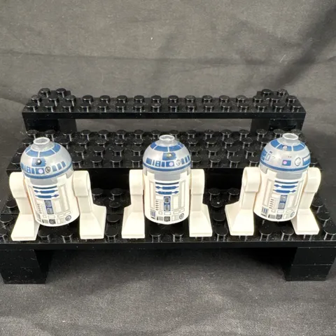 LEGO Star Wars R2-D2 Droid Minifig Lot of 3   #Sw1085