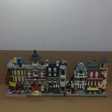 LEGO Mini Modulars Set 10230