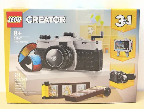 LEGO Creator 3 in 1 Retro Camera 261 Pieces Building Toy 31147