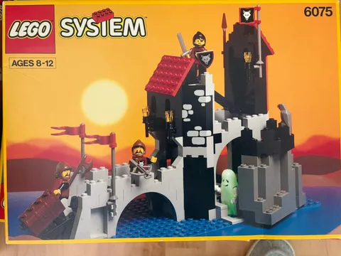 Lego Castle 6075 Wolfpack Tower
