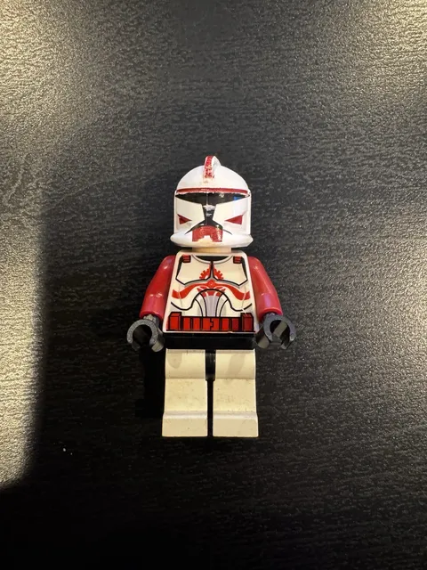 LEGO Star Wars Phase 1 Commander Fox Minifigure HEAVILY DAMAGED
